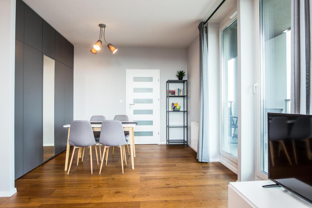 Mogilska Tower Apartments Near Tauron Arena By Inpoint - Free Underground Parking Krakow Luaran gambar